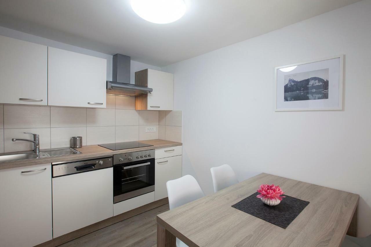 1861 Blejka Apartments เบลด ภายนอก รูปภาพ